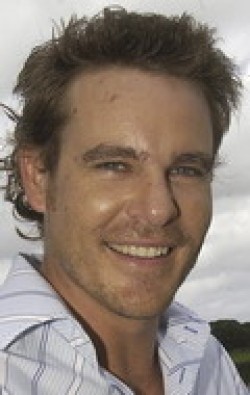 Aaron Jeffery - bio and intersting facts about personal life.