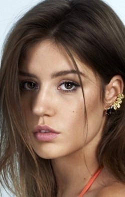 Adèle Exarchopoulos - wallpapers.