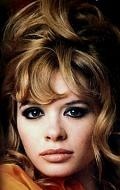 Adrienne Shelly - bio and intersting facts about personal life.