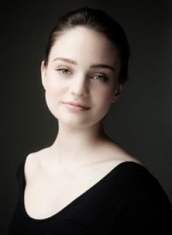 Aisling Franciosi - bio and intersting facts about personal life.
