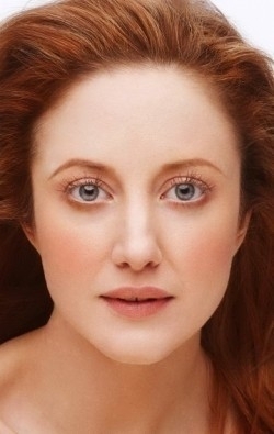Andrea Riseborough - bio and intersting facts about personal life.