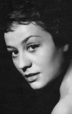 Annie Girardot - bio and intersting facts about personal life.