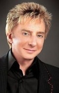 Recent Barry Manilow pictures.