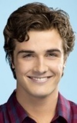Beau Mirchoff pictures