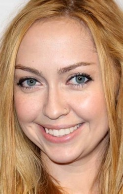 Brandi Cyrus - bio and intersting facts about personal life.