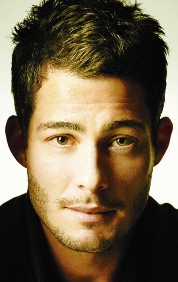 Brian Hallisay pictures