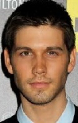 Casey Deidrick - bio and intersting facts about personal life.