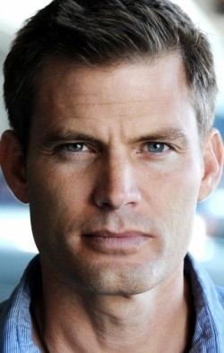 Casper Van Dien - bio and intersting facts about personal life.