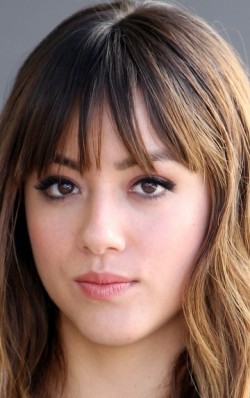 Chloe Bennet pictures