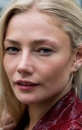 Clara Paget pictures