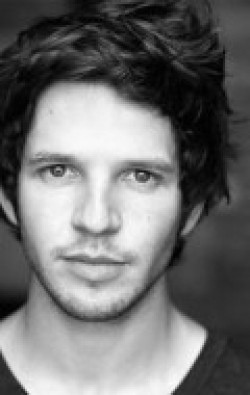 Damien Molony - bio and intersting facts about personal life.