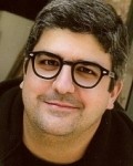 Dana Snyder - bio and intersting facts about personal life.