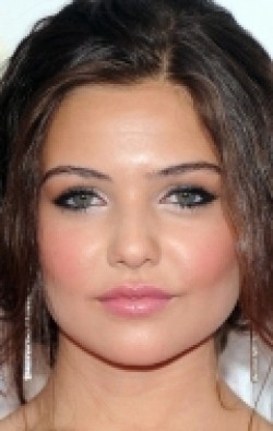 Danielle Campbell pictures