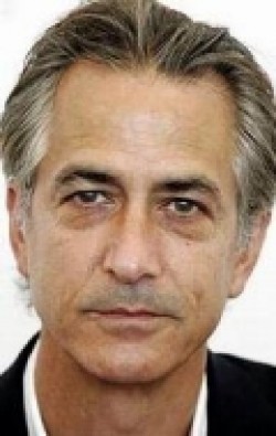 David Strathairn - bio and intersting facts about personal life.