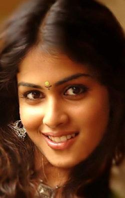 Genelia D'Souza - bio and intersting facts about personal life.