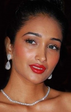 Jiah Khan - bio and intersting facts about personal life.