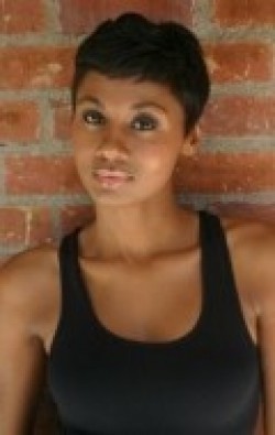 Emayatzy Corinealdi - bio and intersting facts about personal life.