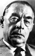 Erich Maria Remarque - bio and intersting facts about personal life.