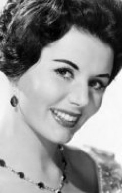 Eunice Gayson pictures
