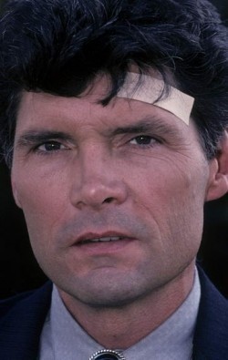 Everett McGill - bio and intersting facts about personal life.