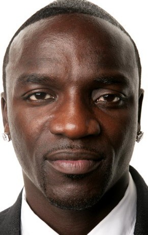 Recent Akon pictures.