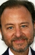 Fisher Stevens - bio and intersting facts about personal life.