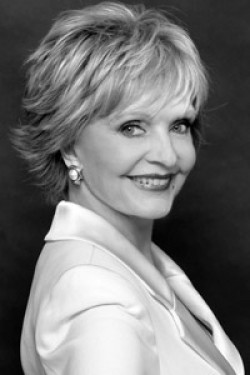 Florence Henderson - wallpapers.