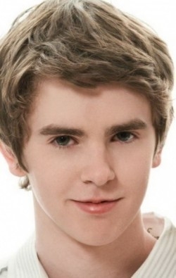 Freddie Highmore pictures