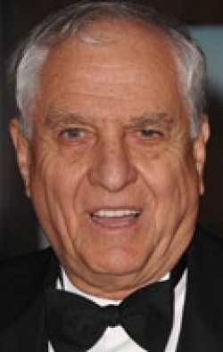 Garry Marshall - bio and intersting facts about personal life.