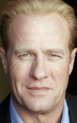 Gregg Henry - bio and intersting facts about personal life.