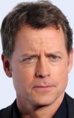 Recent Greg Kinnear pictures.