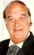 Hassan Hosny - bio and intersting facts about personal life.