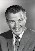 Hugh Beaumont - bio and intersting facts about personal life.