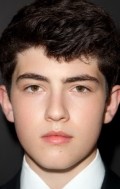 Ian Nelson - bio and intersting facts about personal life.