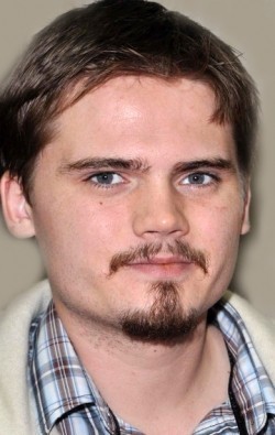 Recent Jake Lloyd pictures.
