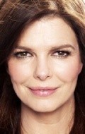 Jeanne Tripplehorn - bio and intersting facts about personal life.