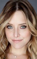 Jenny Mollen - bio and intersting facts about personal life.