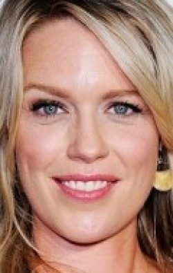 Jessica St. Clair pictures