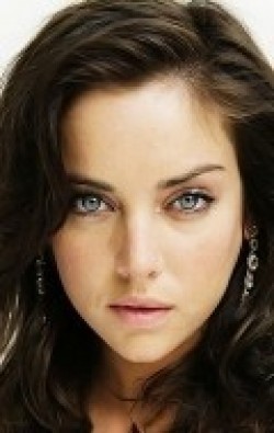 Jessica Stroup pictures