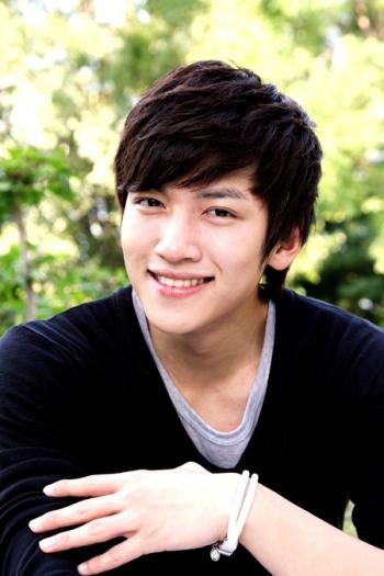 Ji Chang Wook pictures