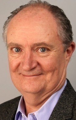 Jim Broadbent - bio and intersting facts about personal life.