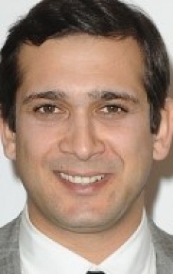 Jimi Mistry - bio and intersting facts about personal life.