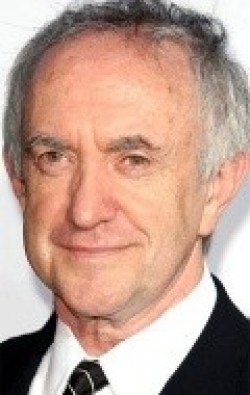 Recent Jonathan Pryce pictures.