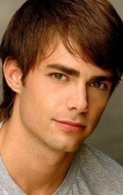Jonathan Bennett - bio and intersting facts about personal life.