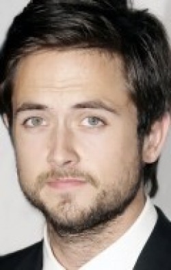 Justin Chatwin - wallpapers.