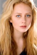 Justine Lupe - bio and intersting facts about personal life.