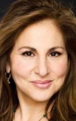 Kathy Najimy - bio and intersting facts about personal life.