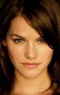 Kelly Overton pictures