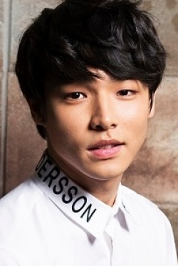 Kim Jin-woo - bio and intersting facts about personal life.