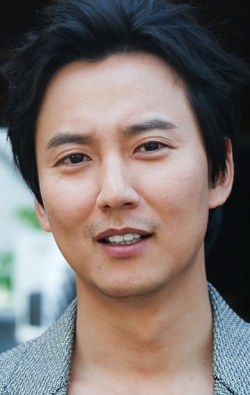 Kim Nam-Gil - bio and intersting facts about personal life.